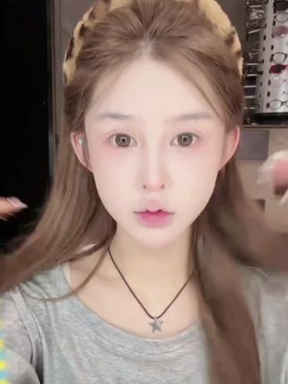 霞飞6.5g巨无霸腮红!!!07太适合用来提亮了~#腮红 #霞飞腮红膏#好物推荐 #仙女必备
