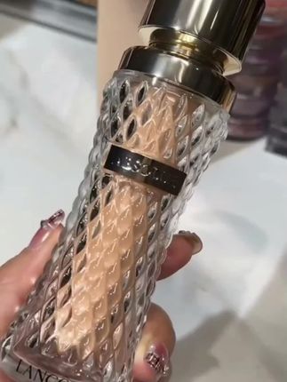 第二代兰蔻持妆粉底液,这延展性真的绝了#兰蔻粉底液 #菁纯粉底液 #美妆 #底妆 #dou上热门 @抖加🔥上热门🔥dou+🔥热点宝 @DOU+小助手
