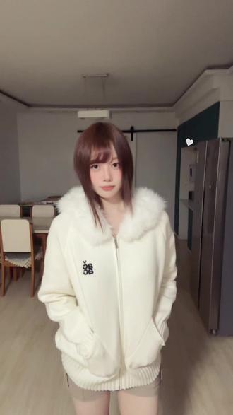 Achock这件毛领针织衫好温柔~#Achock #毛衣 #温柔穿搭 #甜美穿搭 #遮肉显瘦