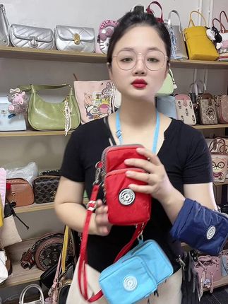 哇哇哇,就只要11块9,太香了吧#牛津布手机包