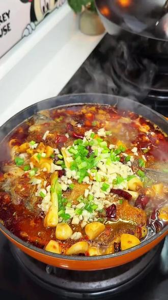 家里孩子又吵着吃烤鱼,花30做一顿脆皮烤鱼,小孩吃了两碗饭 #烤鱼 #美食 #活鱼现杀