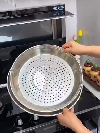 炒锅专用的不锈钢#蒸盘 可以用它来蒸馒头,热菜等,这样就不用再买蒸锅了#蒸笼架 #厨房好物#蒸笼 #美观实用