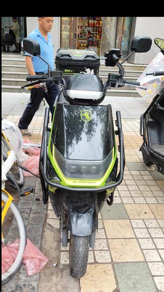 两辆二手黑骑士电动车#二手电动车 #外卖 #性价比高的电动车推荐