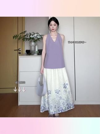 #女装 法式紫色收腰显瘦挂脖吊带背心女夏季a字碎花半身裙上衣两件套装 #套装 #吊带 #背心 #a字碎花裙