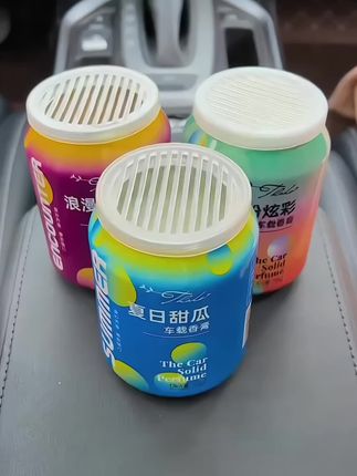 颜值超高的可乐罐香薰,淡淡的香味;放一瓶在车内足以营造氛围感。#车载香薰 #汽车好物 #有车必备 #持久留香
