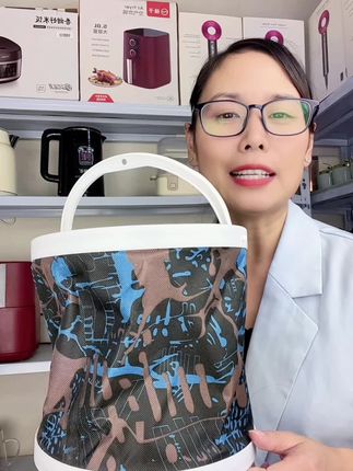 #男士神仙单品 多功能的折叠钓鱼打水桶,耐磨耐刮,结实耐用,价格也是开的好低#钓鱼打水桶 #钓鱼打水桶可折叠便携式 #钓鱼打水桶推荐 #多功能钓鱼打水桶