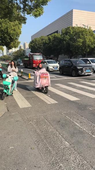 大家看一下这个是从南门走的,去找单招考试的教室的#常州工业职业技术学院 #单招考试 #江苏单招