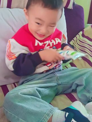 #调皮捣蛋的小家伙 练习表情