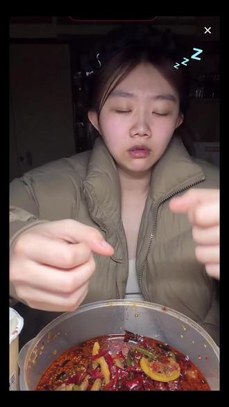 悦悦都看呆了哈哈哈@吴悦(就吃就喝) @加格达奇区大脚超市 #吴悦 #直播录屏分享 #搞笑 #热门