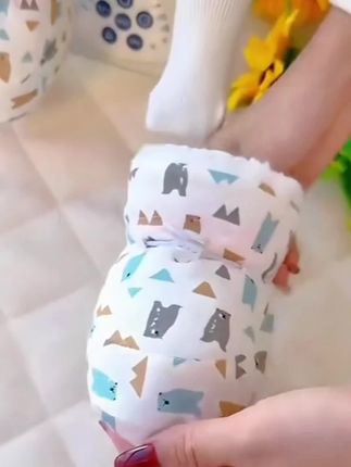 立冬了, 天气冷了,一岁以下宝宝不建议穿鞋,但小脚特别容易受凉,给宝宝入手了这一款加棉的#学步鞋 再也不怕宝宝冻脚了,快给宝宝安排上两双换着穿#宝宝鞋 #母婴好物 #宝宝好物推荐 #上热搜