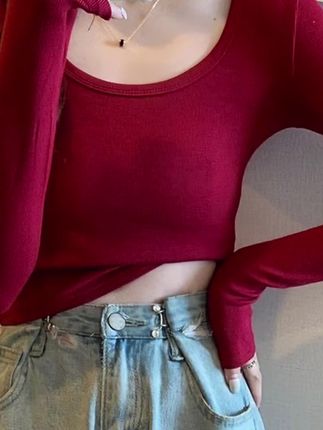 新款纯色圆领长袖t恤女短款设计感修身显瘦内搭打底衫ins纯欲上衣#遮肉显瘦穿搭 #穿衣显瘦 #百搭神器