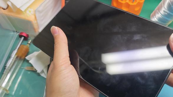 联想Y700四代平板开机不显示,更换显示座子 联想Y700四代平板开机不显示,更换显示座子#联想Y700 #维修