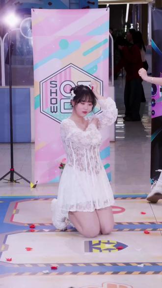 2026从撒花仙曲开始🌸#isthislove #xg #路演翻跳 #直拍 #kpop