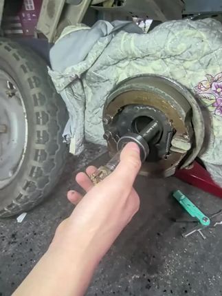 #修车 #电动车维修 #修理工日常 #车辆维修 三轮车维修