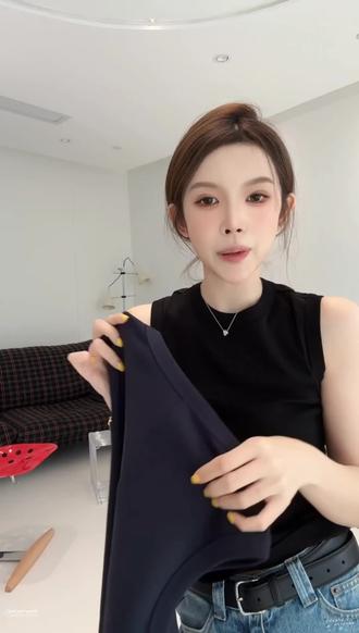 ZHAO WANNUO 丨 26夏季进口原单定制row面料背心(拍大一码)WN0493#气质小背心 #无袖修身小背心 #超级显瘦 #超显瘦的小背心 #五一出游穿搭