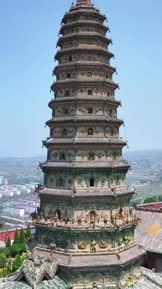 怎么用语言形容呢,鬼斧神工巧夺天工!