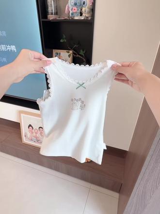 怎么才被我发现~冰凉丝滑的宝宝冰丝莫代尔凉凉面膜小背心!嘎嘎凉快舒服好穿!超高品质!#莫代尔 #背心 #儿童短袖 #短袖t恤 #高品质童装