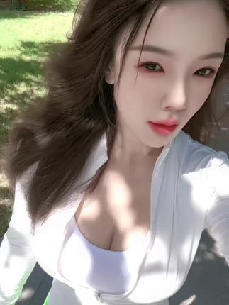 最近发作品 赞也少了 评论也少了 粉丝也少了 难道是你们有新欢了吗#爱健身的小姐姐 #随意拍