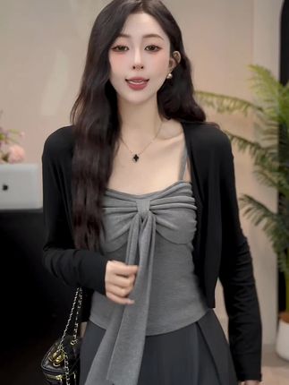 #气质穿搭 #内搭外穿都好看 #早秋穿搭 #时尚搭配 #时髦穿搭