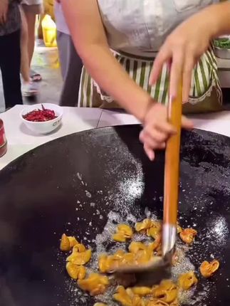 @上热门🔥🔥🔥 【美园】加大美园香卤肥肠新鲜大肠半成品熟食五香精修去油免洗肠#热门 #抖音小助手 #分享美食分享快乐 #美食推荐 #太好吃了
