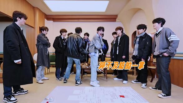 恩被轮流打屁股 为什么在场的同事就不能是我🥲
#穆祉丞 #朝朝穆穆 #tf家族三代