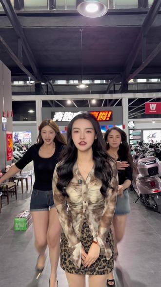 阳城翔龙《三朵金花》#阳城翔龙 #绿源液冷电动车