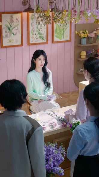 繁花似锦,美好如初 #花神杨紫代言我的花园世界 #来花园一起大红大紫 #玩游戏送真花