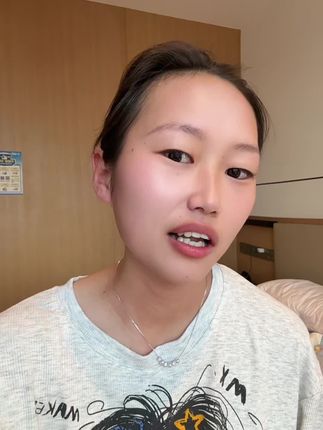 高倍防晒乳 既能防晒,又能增白提亮,也能当做妆前隔离,一举多得,质地清爽细腻,成膜也蛮快#日常分享 #防晒乳 #我要变美