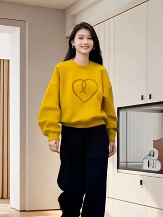 #小个子减龄穿搭 #日常休闲穿搭 #通勤气质look #被秋日氛围感穿搭拿捏了 #早秋穿搭三分钟出门不是梦