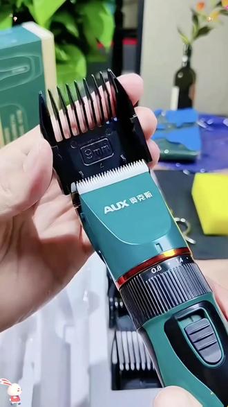 AUX奥克斯电动理发器家用剃光头神器 #奥克斯儿童理发器 #家用剃光头神器 #奥克斯理发神器 #家用电动推子 #成人理发器