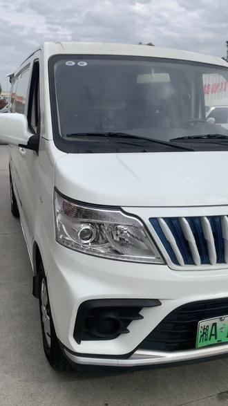 长安睿行M80E #新能源电动汽车 #新能源货车 #新能源 #货运行业 #拉货
上牌时间:2023年2月16日
电池:宁德41.86
续航:260公里
空间:6.6个方
货箱尺寸:2.79✖️1.55✖️1.54
公里数:1.5万公里
保险:双保险同步到24年2月
质保:厂家质保5年20万
泓利新能源新车二手车一台也是批发价,价格实惠,质量放心,服务绝对让您满意,成交只是开始。