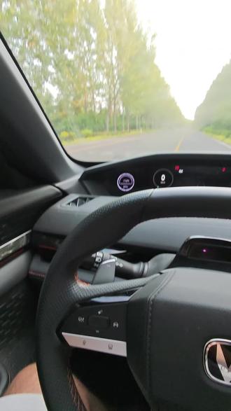 #长安汽车 #长安univ 长安univ的自动大灯功能介绍