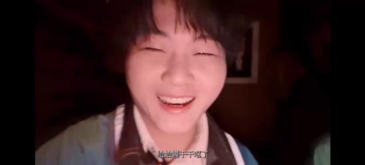 依然是毒舌超子~ 出处在🍠酷滕的视频哦~
#双高胎#酷酷的滕#高超#高越#滕点儿时间