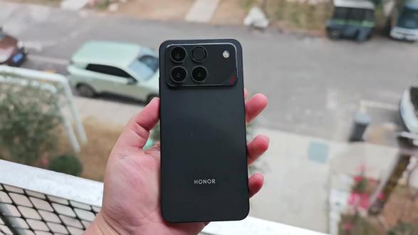 1万毫安电池续航灭霸!想要游戏赢,要选荣耀“赢”#荣耀WIN #荣耀 #游戏手机