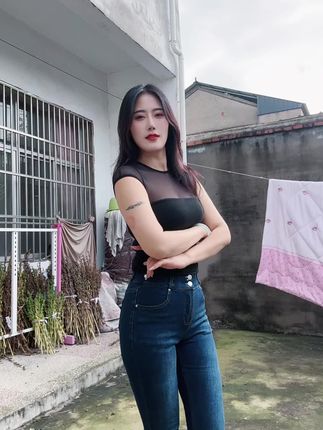 是喜 还是忧 这一年又过去了一大半#我的乡村生活 #扭一扭 #治愈系笑容