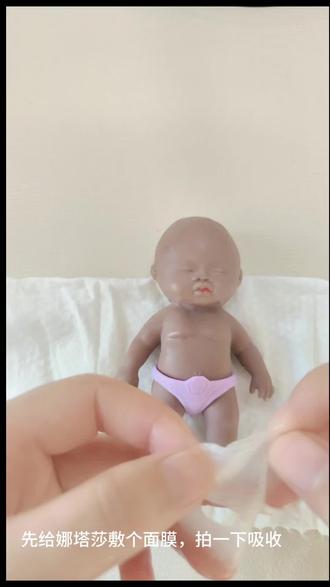 娜塔莎,离了我还有谁对你好 想要的宝子可以评论区留言哦
手机壳型号是苹果17pro
#手机壳 #奶油手机壳 #娜塔莎 #苹果17 #手工diy