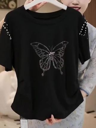 MZX服饰大码灰色露肩短袖T恤女夏季2025新款镶钻蝴蝶捏褶设计感显瘦上衣