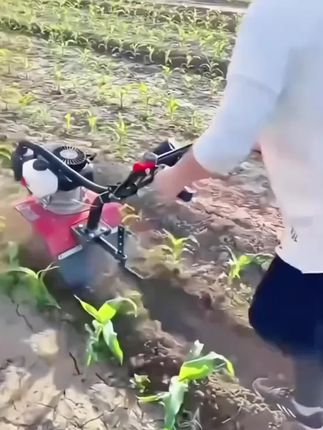 微耕机 微耕机四冲程大马力旋耕机小型多功能除草犁地开沟耕地机#微耕机 #开沟机 #除草 @DOU+小助手
