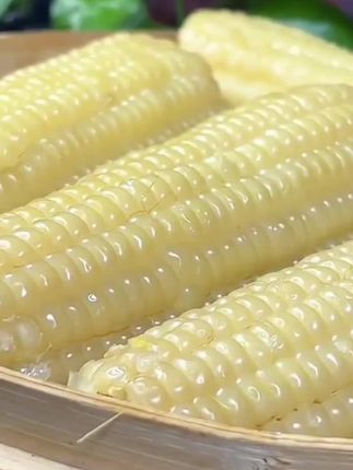 #容易消化清淡的主食 上海南汇白糯玉米上市了。