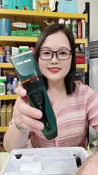 【AUX/奥克斯充电理发器剃光头成人电动剃头刀家用婴儿童电推子神器】#电动理发器#家用理发器#理发器