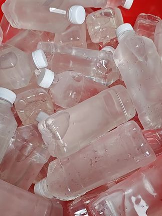 原产地黑龙江大兴安岭野生白桦树汁没加工过,口感是清澈甘甜,收到后冷冻保存