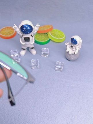 男士超轻半框变色近视镜,精工制作远离蓝光! #男士近视眼镜 #精工制作眼镜 #远离蓝光眼镜 #感光变色眼镜 #超轻半框眼镜