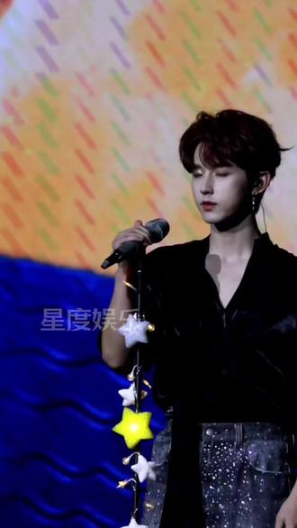 无论做什么都如此迷人,三勺盐你到底给我下了什么蛊!#郭俊辰出道十周年见面会 #郭俊辰