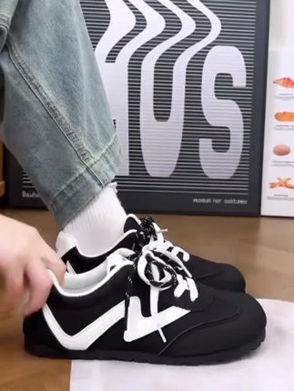 环球百搭网红小众双鞋带德训鞋女款2025新款爆款时尚板鞋#潮鞋推荐好看不贵 #好穿不累脚 #上脚舒适 #开学必备 #强烈推荐