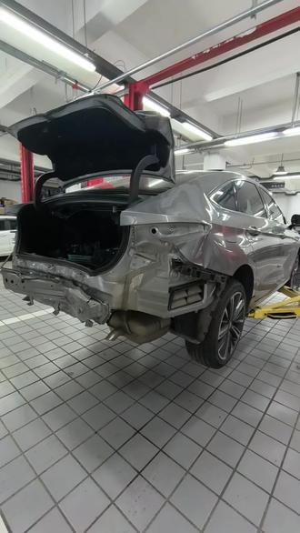 #奇瑞汽车#艾瑞泽8#防撞梁 后防撞梁真不是越结实越好的。