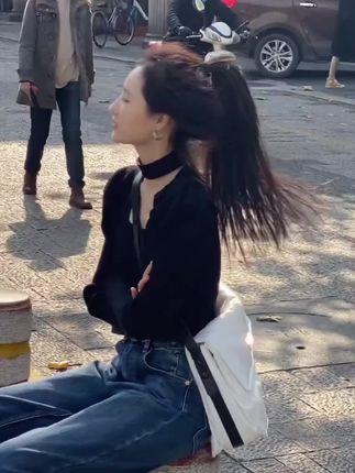 你不会用了这么多发圈还没有试过这个无接缝面膜发圈吧,弹力大舒适不勒#发圈头绳 #网红发饰 #头饰发饰 #发绳 #学生党必备