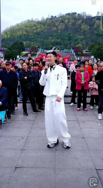 228游子 户外直播 现场视频分享给大家