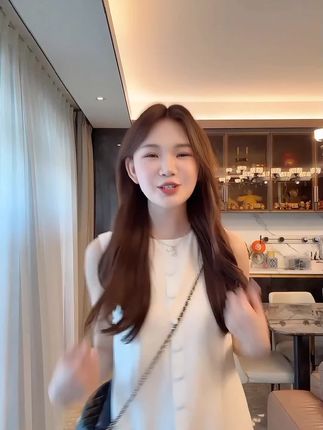 【LIUYI】白月光~天丝混纺无袖背心连衣裙#ootd #ootd #ootd穿搭 #ootd宽松 #ootd博主日常穿搭