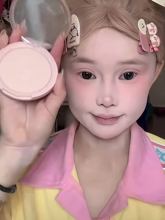 沫小星哑光高光 就像橡皮擦一样,哪里都能擦~超实用的!#沫小星 #哑光高光 #提亮