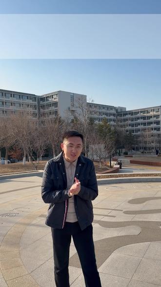 #中外合办 大连外国语大学 3+1|
大连外国语大学是老牌外语强校,师资雄厚,但高考分数线高达541 分,普通考生很难考上。
其实还有3+1 国际本科捷径:
✅ 高考前提前录取,不占志愿
✅ 300-400 分就能读大外本校
✅ 前三年大外本部上课,和统招生同师资、同校园、同资源
✅ 第四年去英澳加,对接东安格利亚、肯特大学等名校
✅ 毕业拿海外全日制本科,考公、考编、考研都认可
✅ 超多学生直升世界前 100 读研,进 500 强、国企、事业单位 成绩一般、想读本科的同学,这是zui优解! 想要报考资料,留言区扣11#国际本科 #中外合办大学 #升学规划 #高考留学